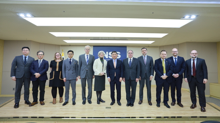 [INSS-주한캐나다대사관(Embassy of Canada)] 북한의 핵·미사일 프로그램 : 현황, 리스크 감소 및 비핵화 방안